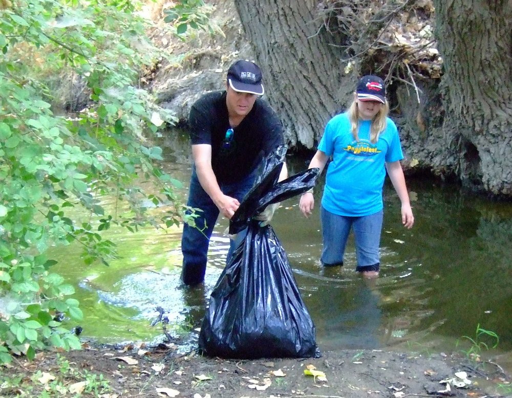 68DD_RP_creek_cleanup